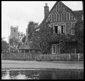 Aldbury Village Pond